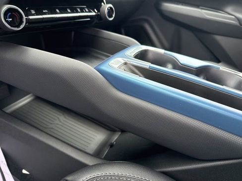 New 2025 Chevrolet Equinox EV LT w/ Convenience Package II image 12