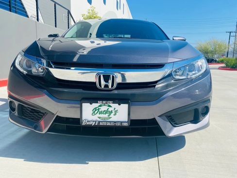 Used 2016 Honda Civic EX image 2