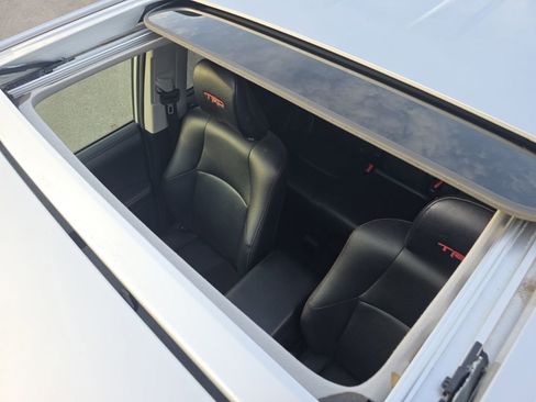 Used 2018 Toyota 4Runner TRD Off-Road Premium image 20