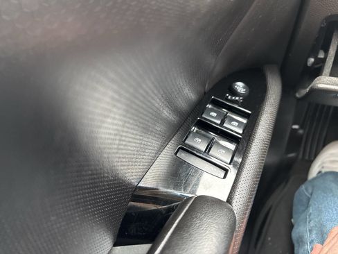 Used 2014 Cadillac XTS Livery 4dr Sedan w/ Rear Seat Comfort Package image 43