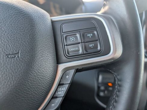 Used 2022 RAM 2500 Big Horn w/ Big Horn Silver Edition image 15