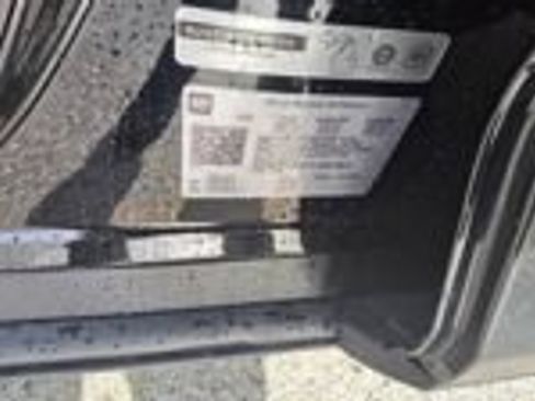 Used 2026 Chevrolet Traverse LT FWD image 13