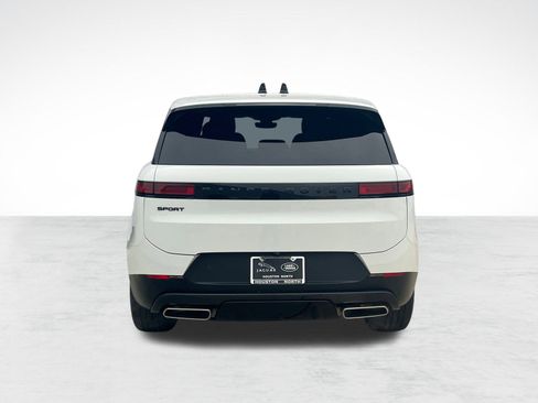 Used 2025 Land Rover Range Rover Sport SE image 10
