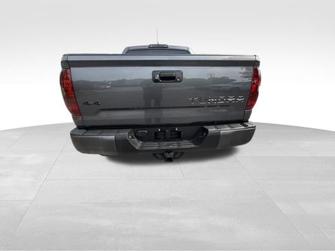 Used 2021 Toyota Tundra SR5 w/ SR5 Upgrade Package AWD/4WD image 5