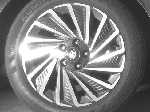 Used 2025 Hyundai Sonata SEL FWD image 13