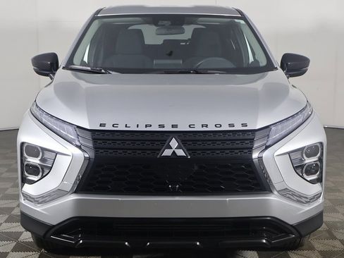New 2025 Mitsubishi Eclipse Cross LE image 8