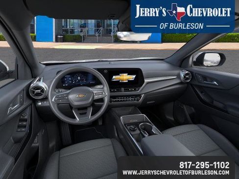 New 2026 Chevrolet Equinox LT FWD image 17