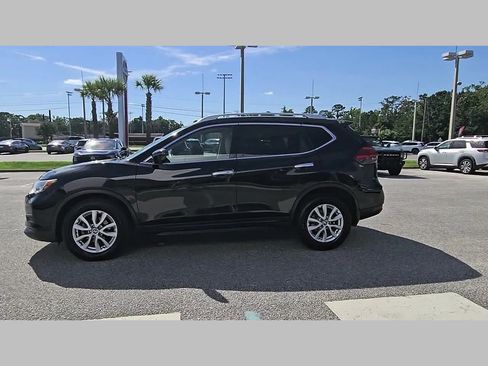 Used 2017 Nissan Rogue SV w/ SV Premium Package FWD image 26