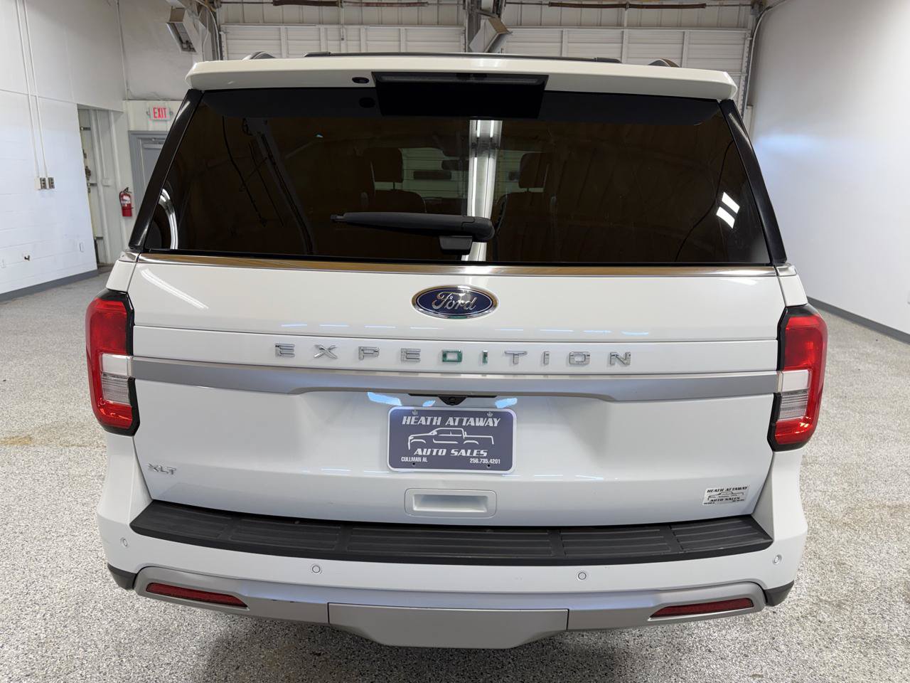 Used 2022 Ford Expedition XLT RWD image 6