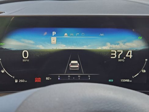 Certified 2025 Kia Sportage SX Prestige AWD/4WD image 14