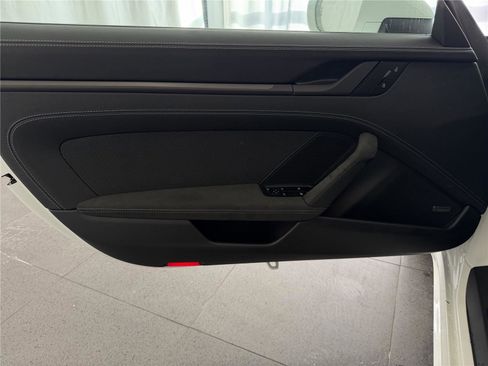 Certified 2025 Porsche 911 Carrera GTS image 15