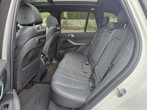 Used 2020 BMW X5 xDrive40i w/ Convenience Package image 16