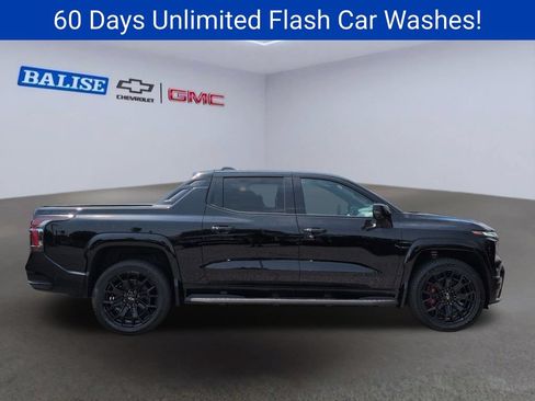 New 2026 Chevrolet Silverado EV 4x4 Crew Cab image 2