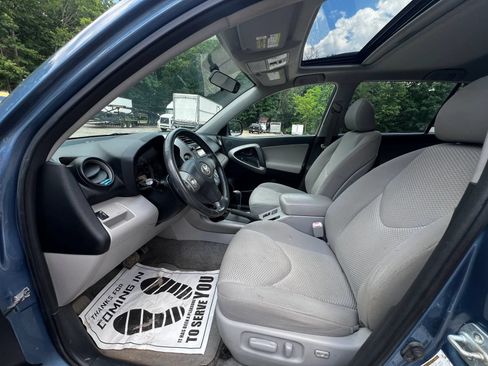 Used 2008 Toyota RAV4 Limited AWD/4WD image 9