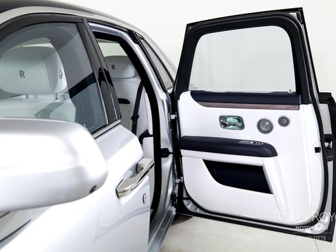 Certified 2026 Rolls-Royce Ghost AWD/4WD image 17