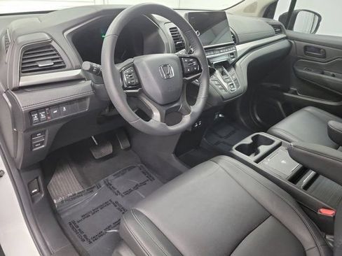 Certified 2025 Honda Odyssey EX-L image 19