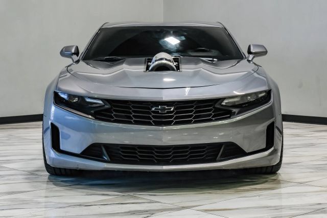 Used 2021 Chevrolet Camaro LT RWD image 8