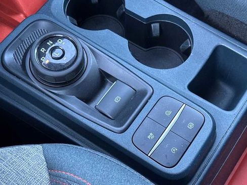 Used 2022 Ford Maverick XLT image 18