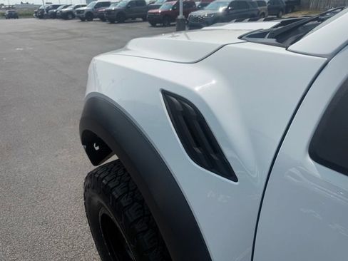 Certified 2019 Ford F150 Raptor w/ Equipment Group 802A Luxury AWD/4WD image 19
