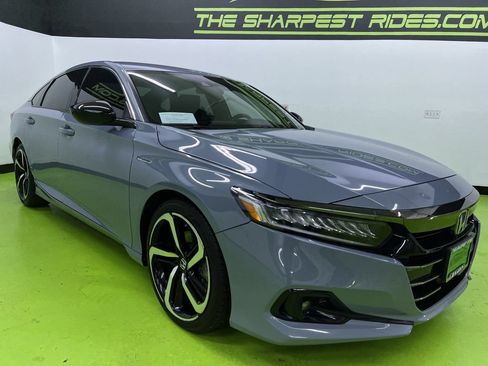 Used 2022 Honda Accord Sport image 2