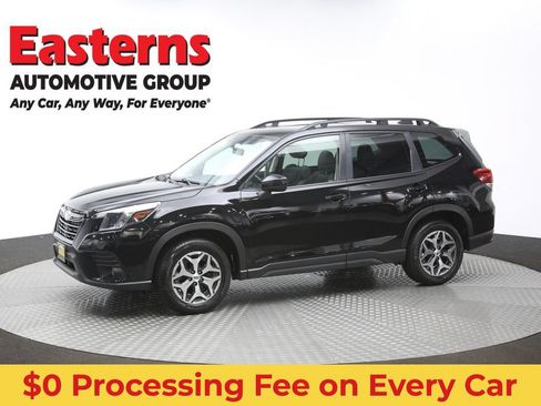 Used 2023 Subaru Forester Premium AWD/4WD image 62