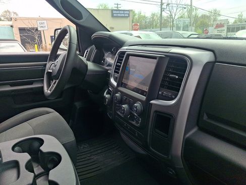 Used 2022 RAM 1500 Classic Warlock w/ Electronics Group AWD/4WD image 12