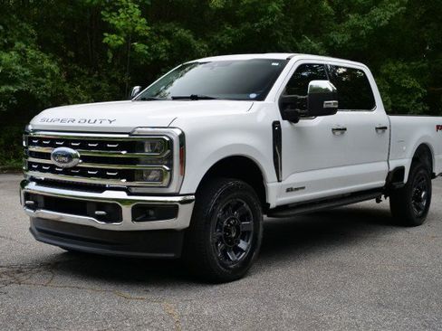 Used 2023 Ford F250 Lariat w/ Tow Technology Package AWD/4WD image 6