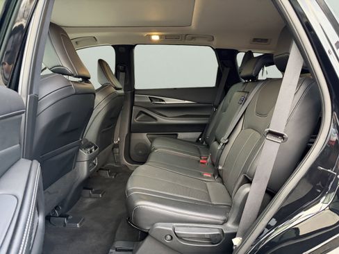 Used 2023 INFINITI QX60 Luxe w/ Cargo Package image 36