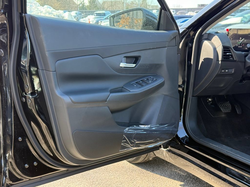 Used 2026 Nissan Sentra SV w/ SV Convenience Package FWD image 20