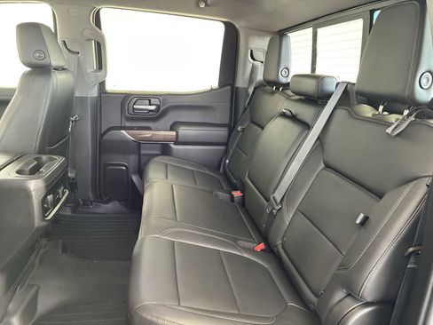 Used 2019 Chevrolet Silverado 1500 RST image 24