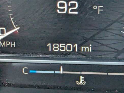 Used 2025 GMC Sierra 1500 SLT image 31