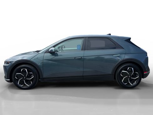 Certified 2024 Hyundai Ioniq 5 SEL RWD image 2