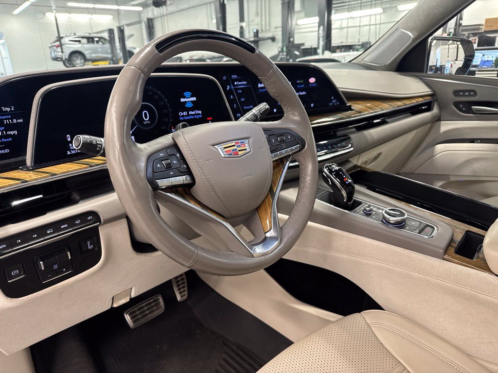 Used 2023 Cadillac Escalade ESV Sport Platinum AWD/4WD image 13