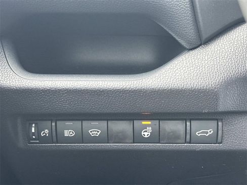 New 2025 Toyota RAV4 XLE image 26