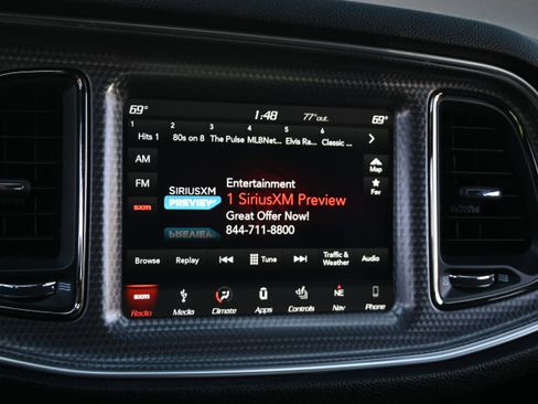 Used 2019 Dodge Challenger SRT Hellcat w/ Plus Package RWD image 26