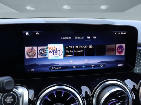 New 2025 Mercedes-Benz GLB 250 image 44