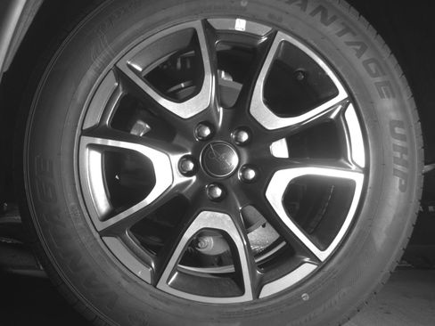 Used 2025 Jeep Compass Trailhawk image 14