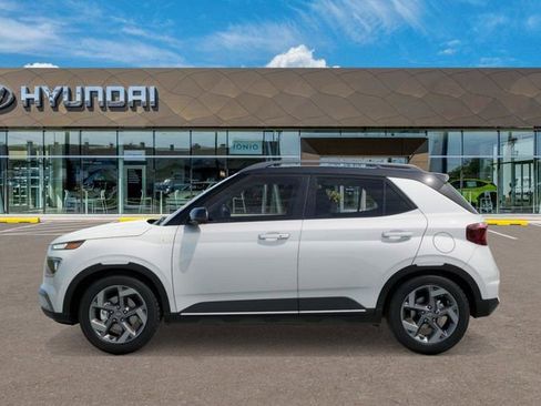 New 2026 Hyundai Venue SEL FWD image 3