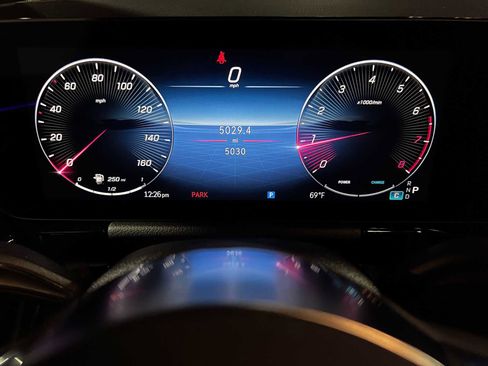 Certified 2025 Mercedes-Benz GLA 250 4MATIC image 29