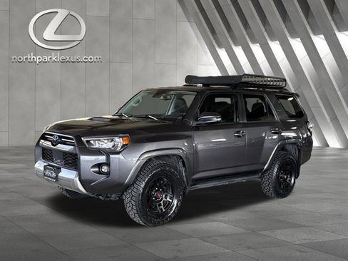 Used 2023 Toyota 4Runner TRD Off-Road Premium w/ Moonroof Package image 2