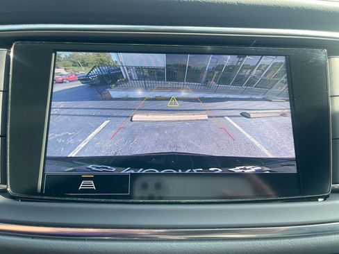 Used 2023 Buick Enclave Essence w/ Experience Buick Package FWD image 21