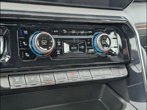 New 2026 GMC Sierra 2500 AT4 w/ AT4 Premium Plus Package AWD/4WD image 15
