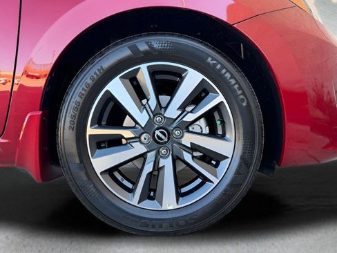 New 2025 Nissan Versa SV w/ Trunk Package image 29