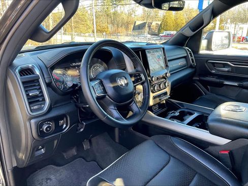 Used 2024 RAM 1500 Laramie image 9
