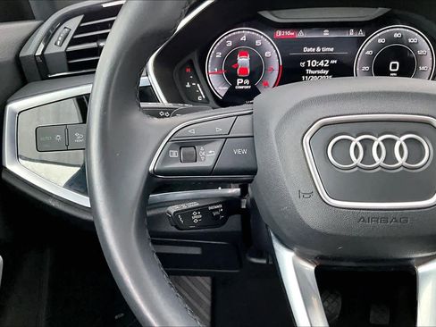 Used 2022 Audi Q3 2.0T Premium Plus image 23