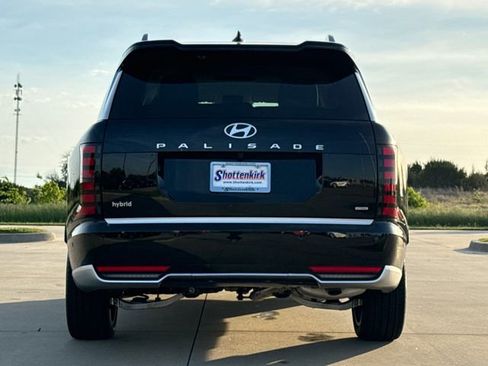 Used 2026 Hyundai Palisade Calligraphy AWD/4WD image 7