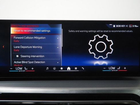 Used 2024 BMW i4 eDrive35 w/ Premium Package RWD image 36