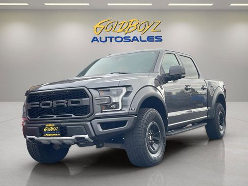 Used 2018 Ford F150 Raptor w/ Equipment Group 802A Luxury image 16