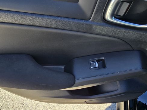 Certified 2022 Honda Civic Sport image 10