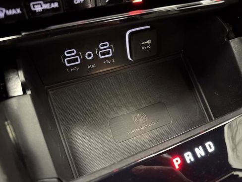 Used 2024 Jeep Grand Cherokee L Summit w/ Advanced Protech Group IV image 25